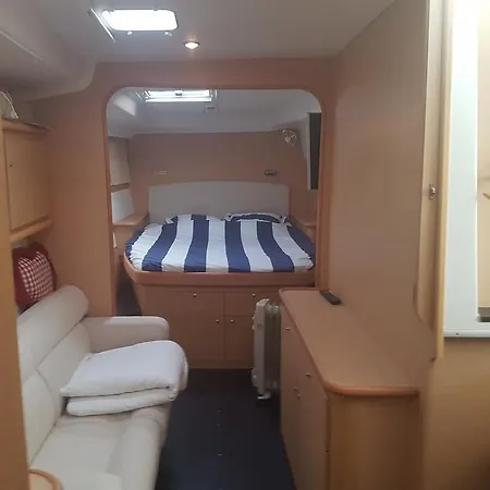Catamaran Toi Et Moi Bateau-hôtel Cannes